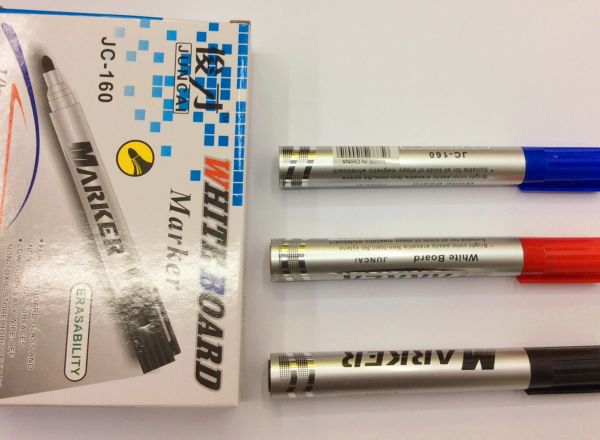 White board marker