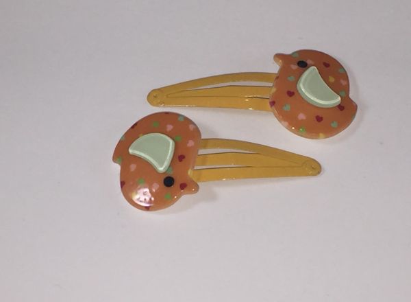 Kids snap clip with patterned bird shape