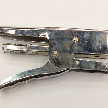 Staple machine