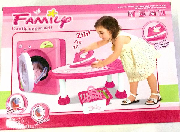 Ironing cleaning play set