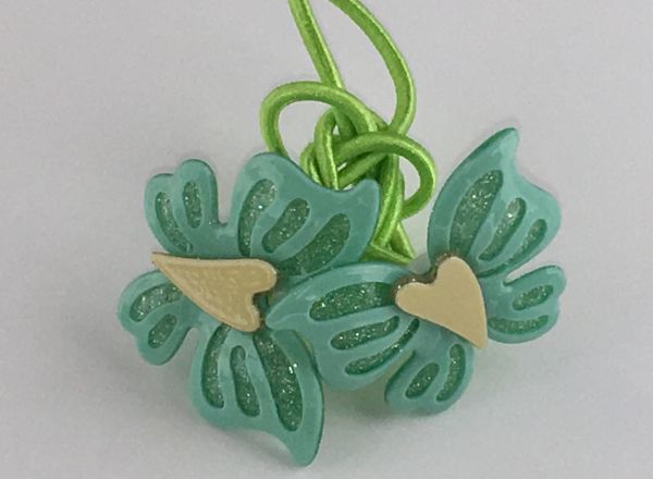 Elastic with glittery butterfly