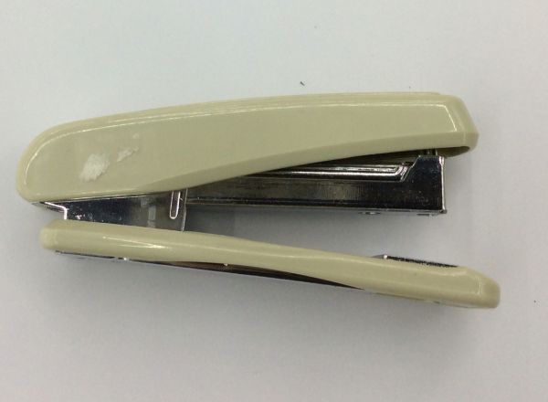 Staple machine