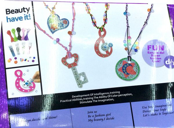 Creative jewellery set