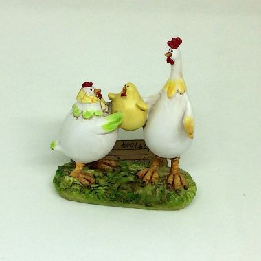 Resin figurine 10x8 cm