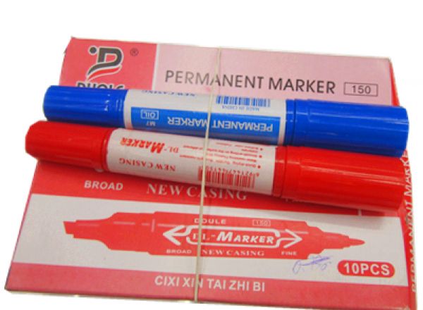 Two heads permanent marker